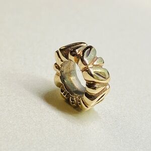 Pandora Gold Leaf Spacer Charm 14k gold ALE